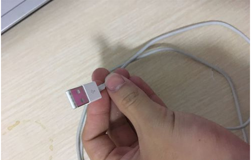 手機(jī)連接電腦 手機(jī)連接電腦