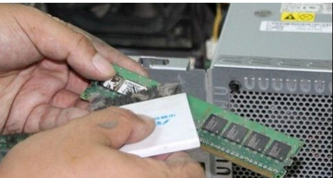 系統(tǒng)藍屏 系統(tǒng)藍屏