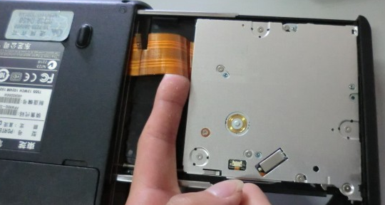 光驅(qū)不讀盤 光驅(qū)不讀盤