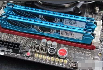 電腦藍(lán)屏是什么原因 電腦藍(lán)屏是什么原因