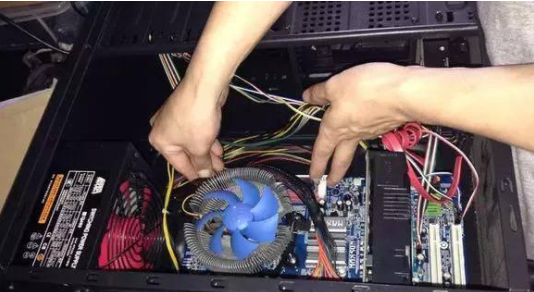 電腦開不了機 電腦開不了機