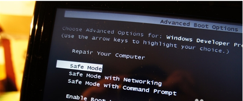 電腦突然藍(lán)屏