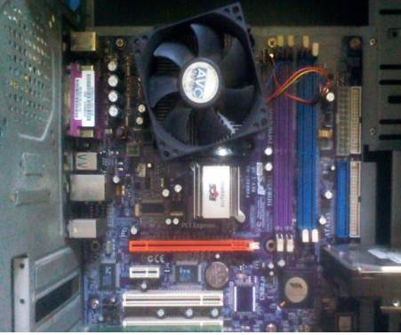 電腦黑屏 電腦黑屏